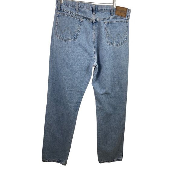Wrangler Jeans Men's 40x34 Blue Regular Fit Workwear Denim Flat Front - Picture 2 of 7